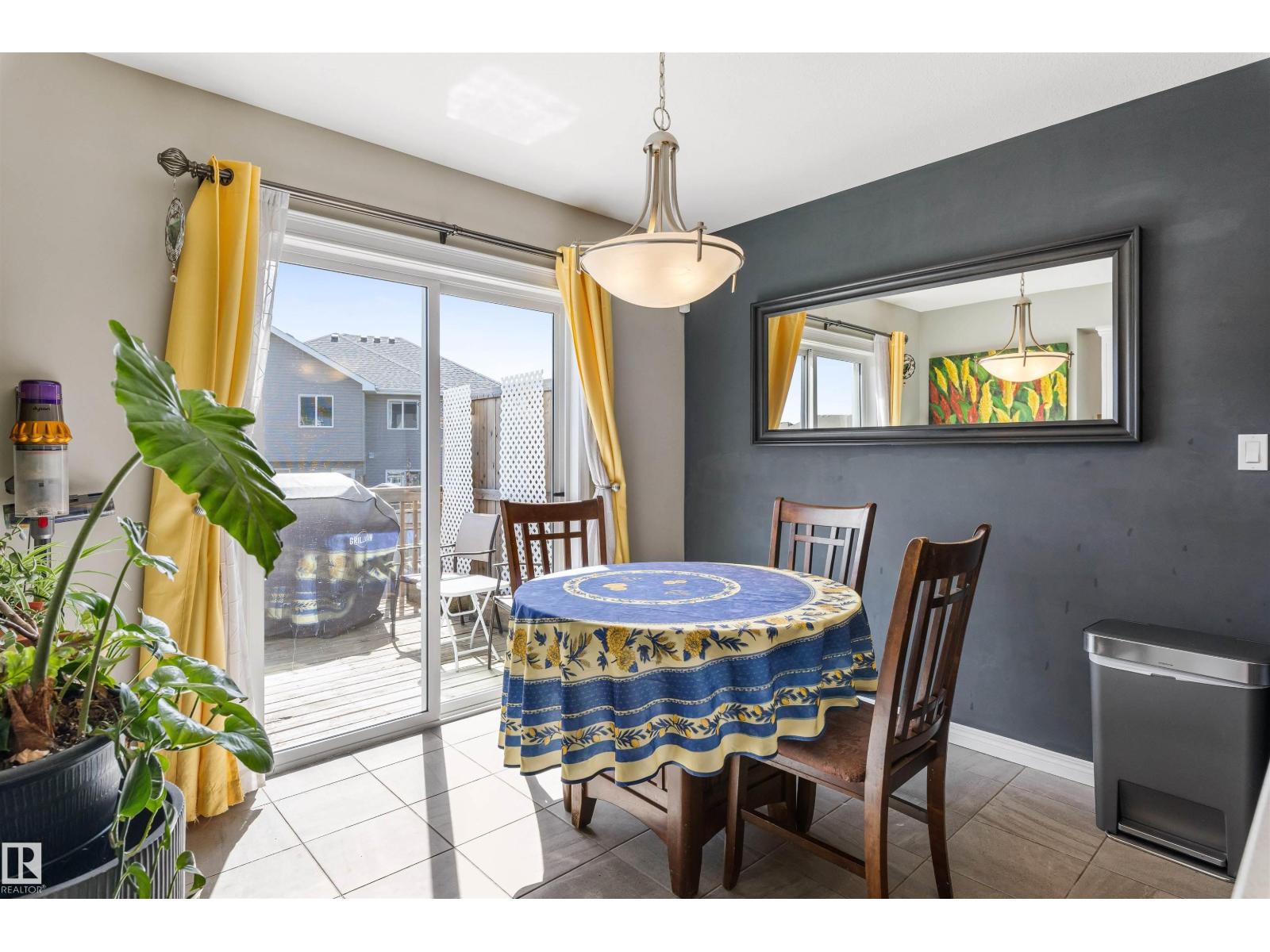 12827 207 ST NW - 11