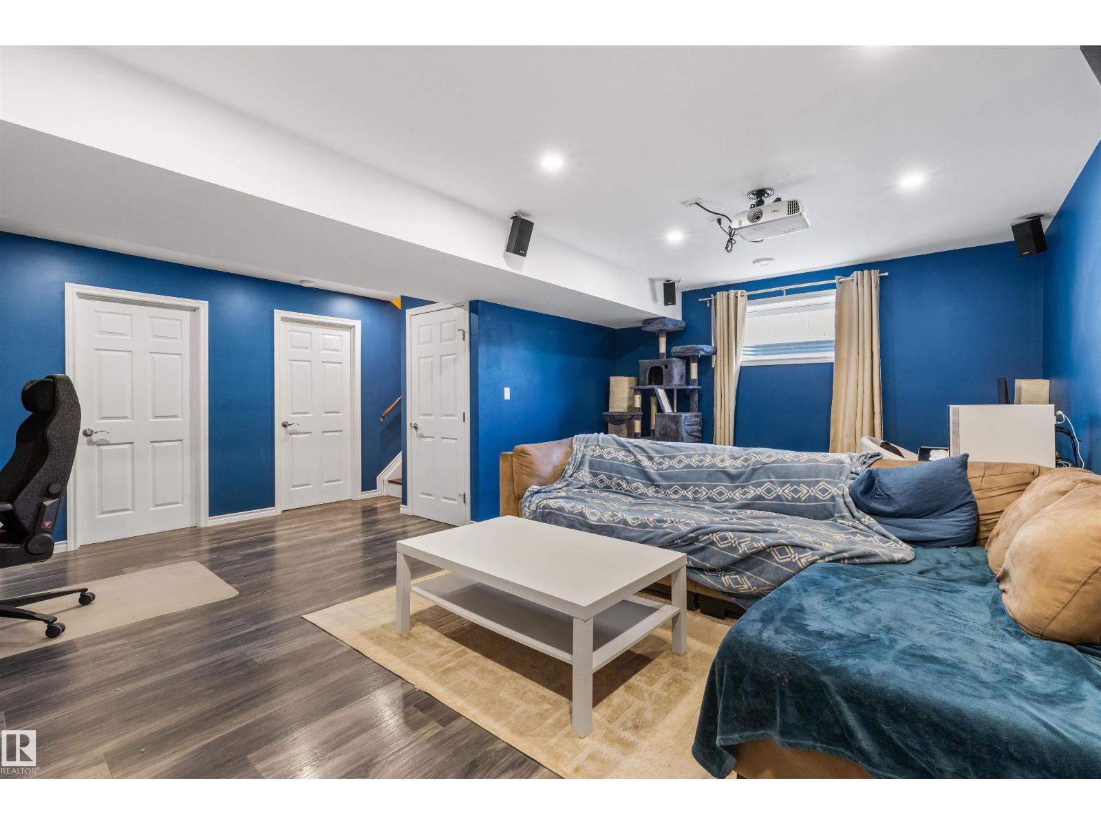 12827 207 ST NW - 33