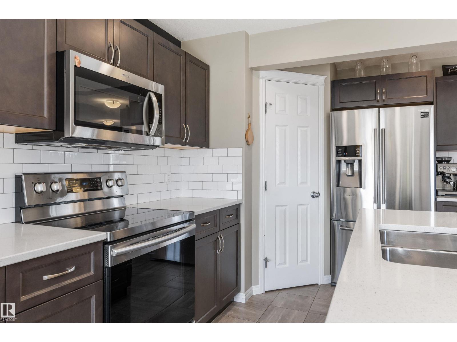 12827 207 ST NW - 7