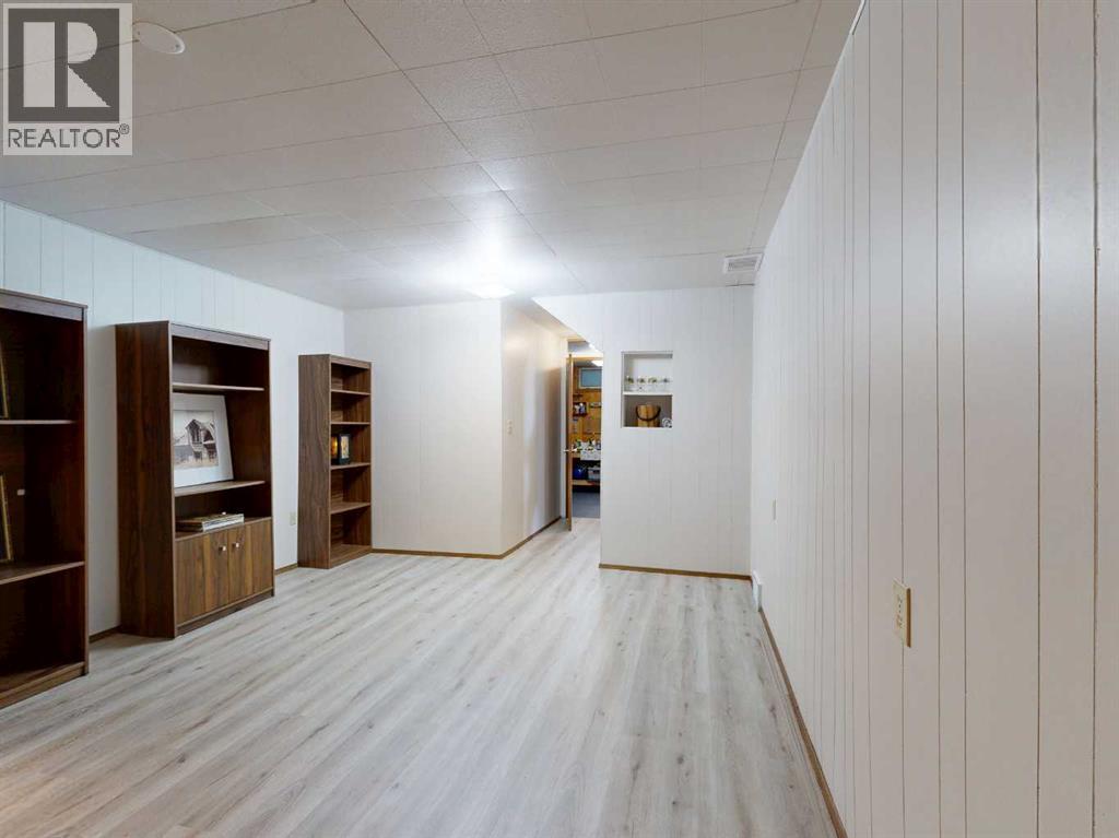 10405 109 Avenue - 30