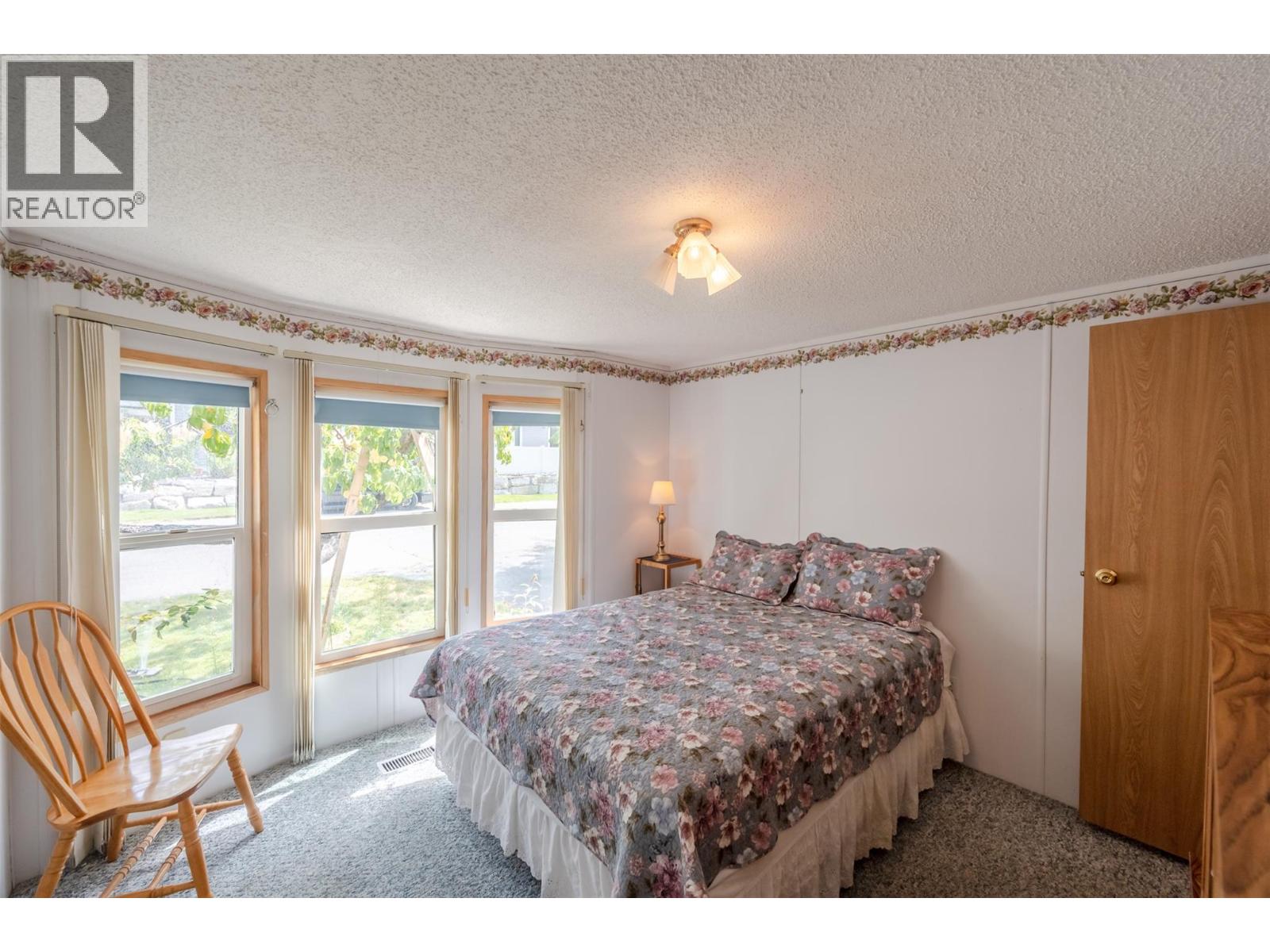 #F22 4505 Mclean Creek Road - 12