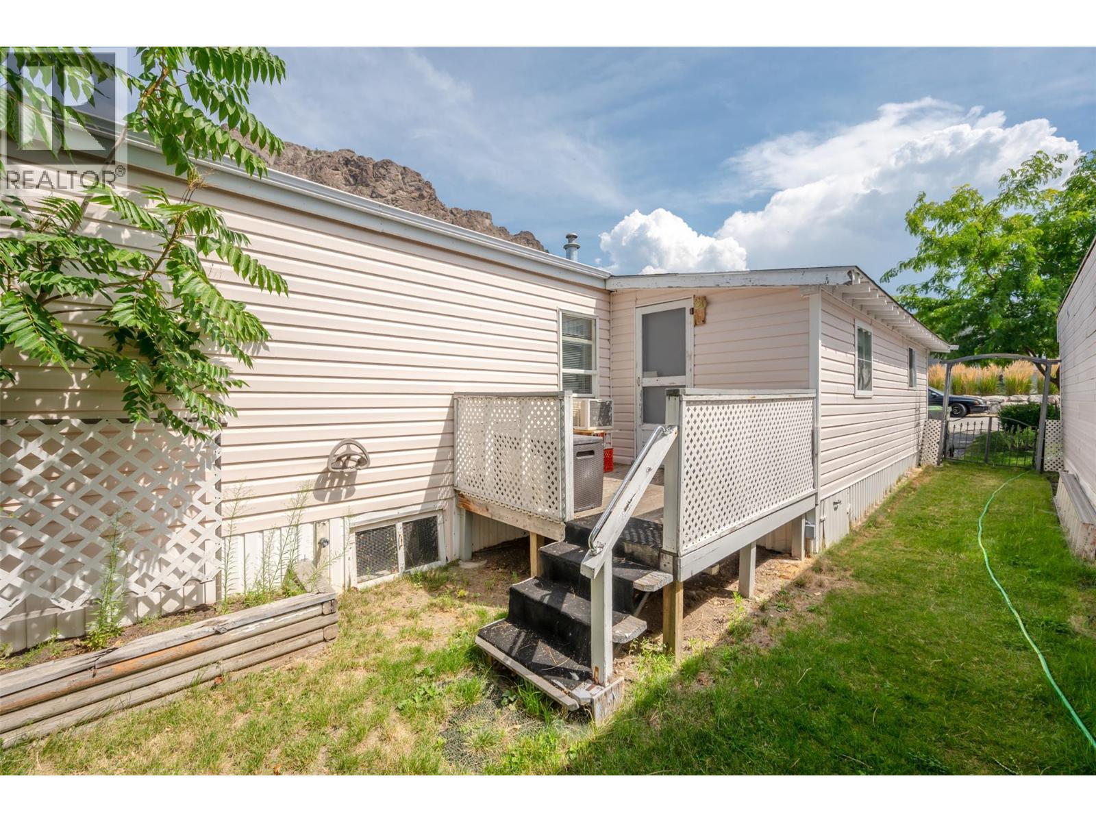 #F22 4505 Mclean Creek Road - 23