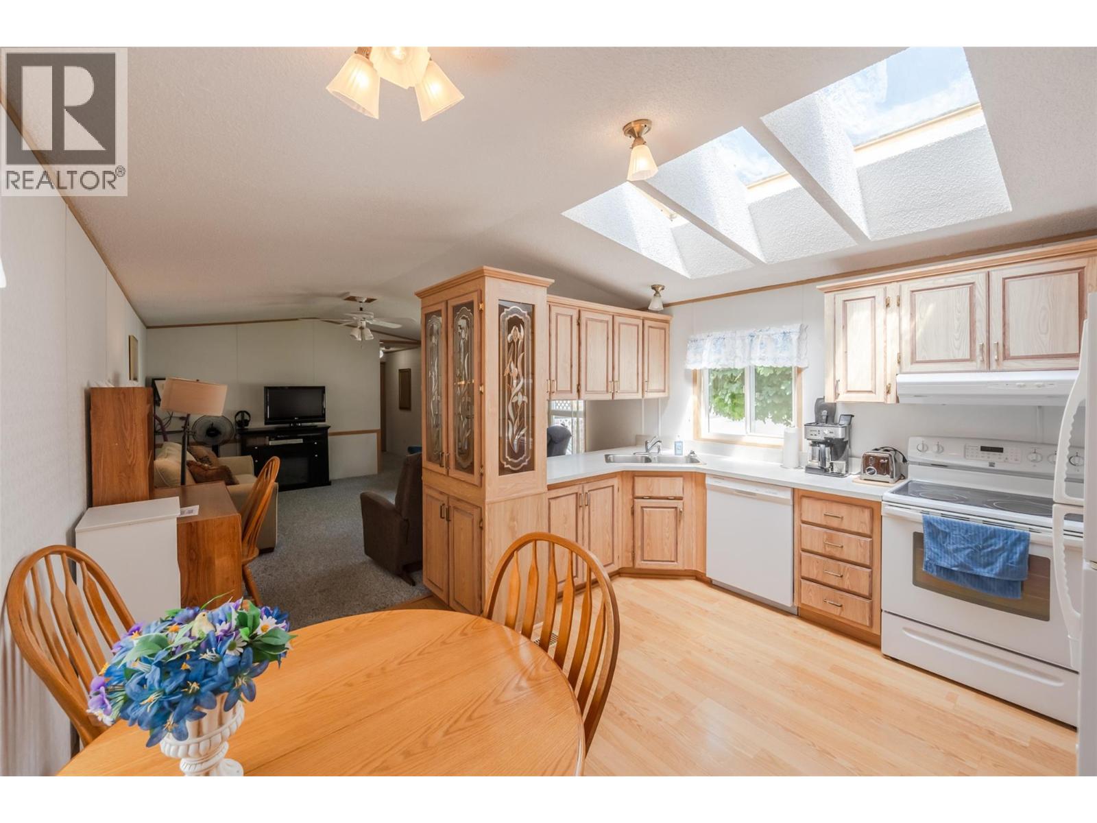 #F22 4505 Mclean Creek Road - 6