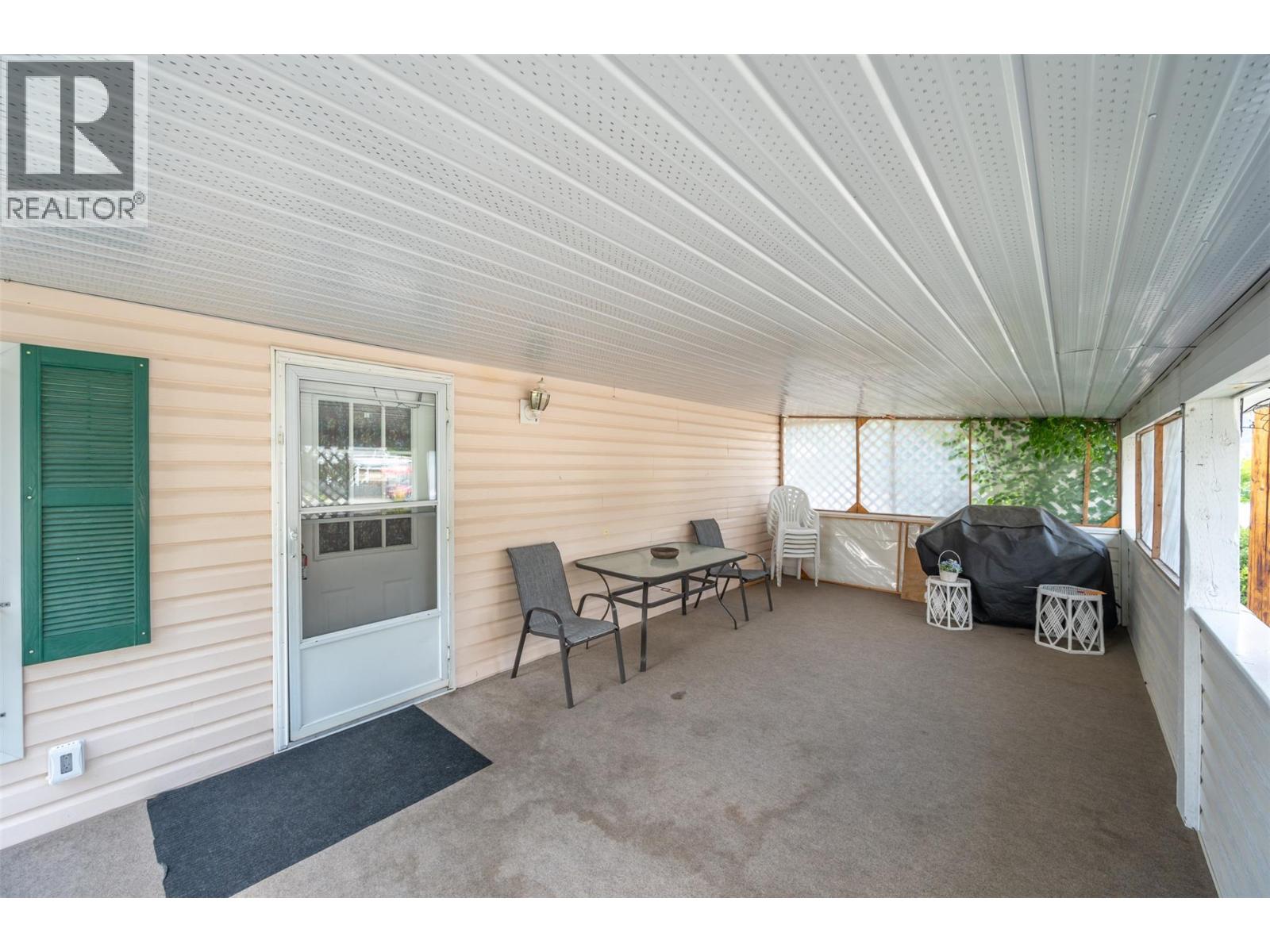 #F22 4505 Mclean Creek Road - 26