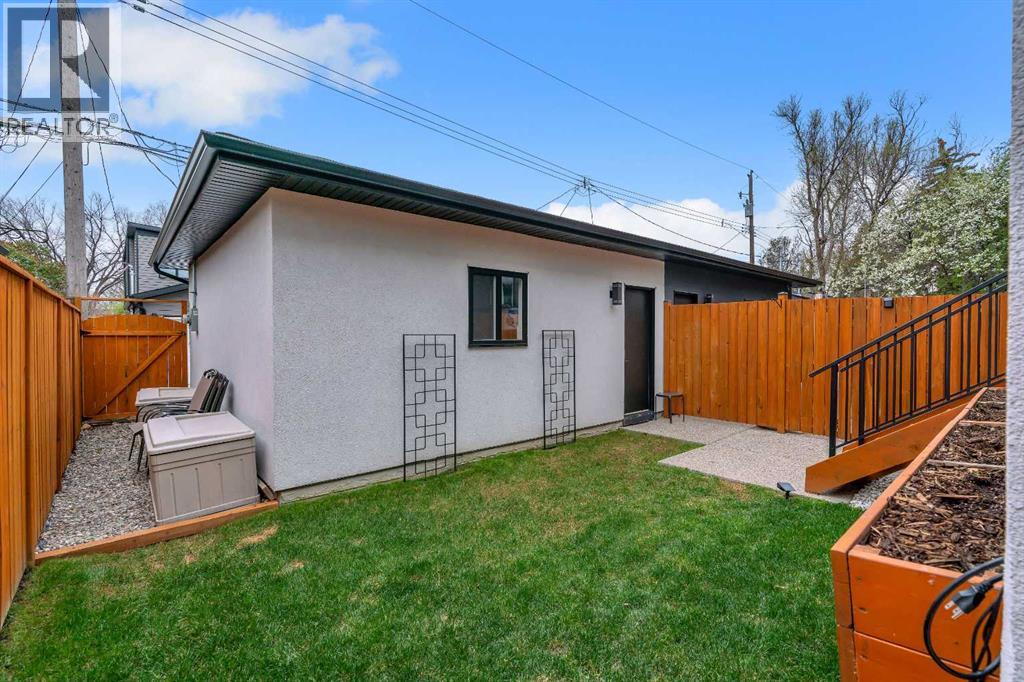431 29 Avenue NW - 41