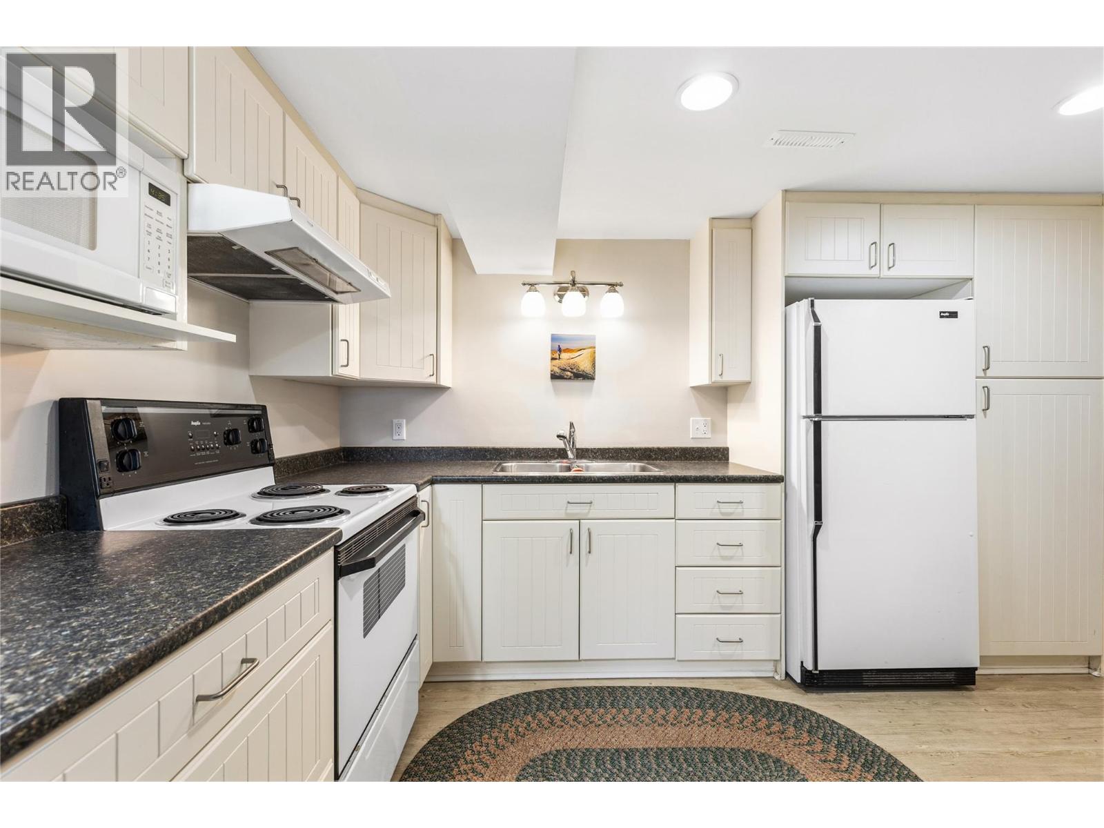 2302 23 Avenue, Vernon