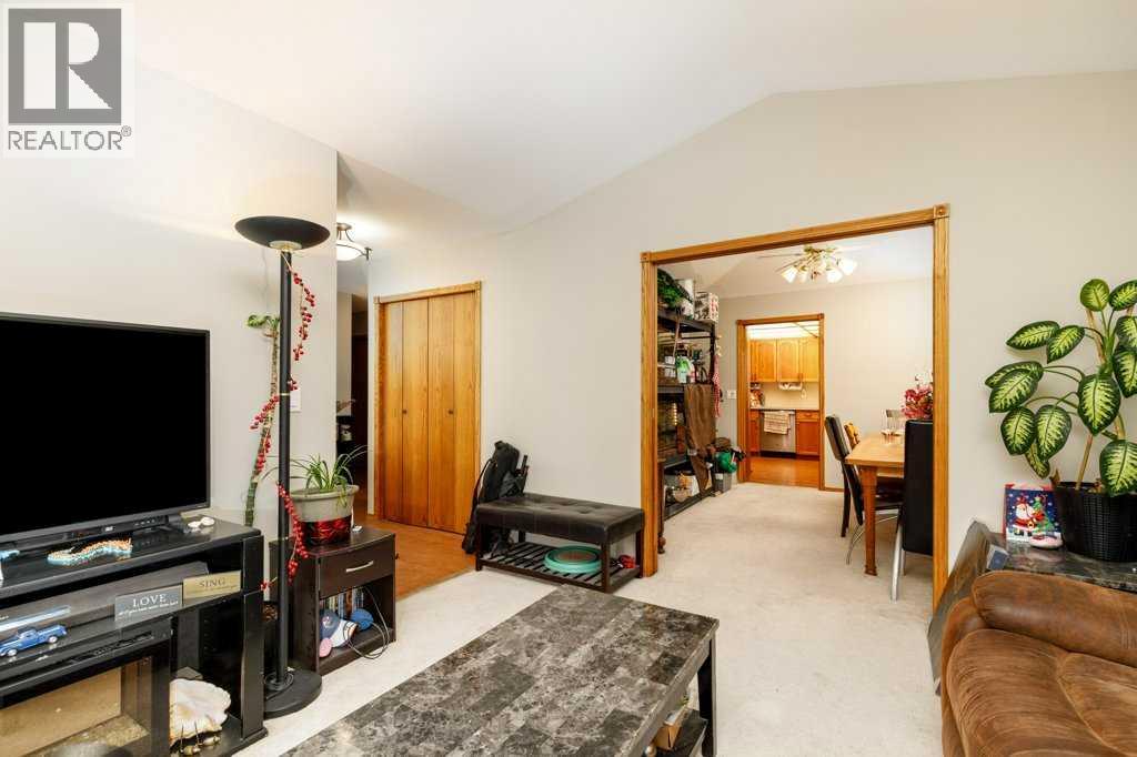 6 Densmore Crescent - 4