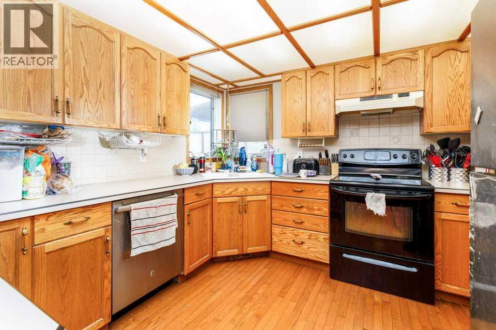6 Densmore Crescent - 7