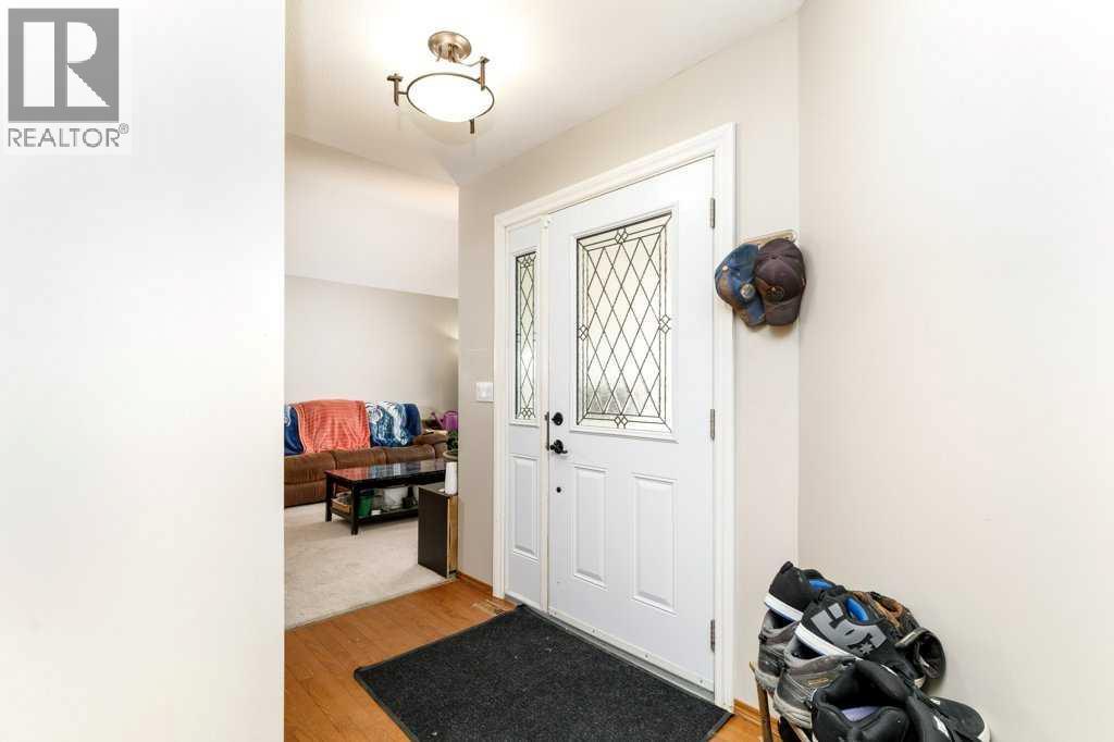 6 Densmore Crescent - Image 2