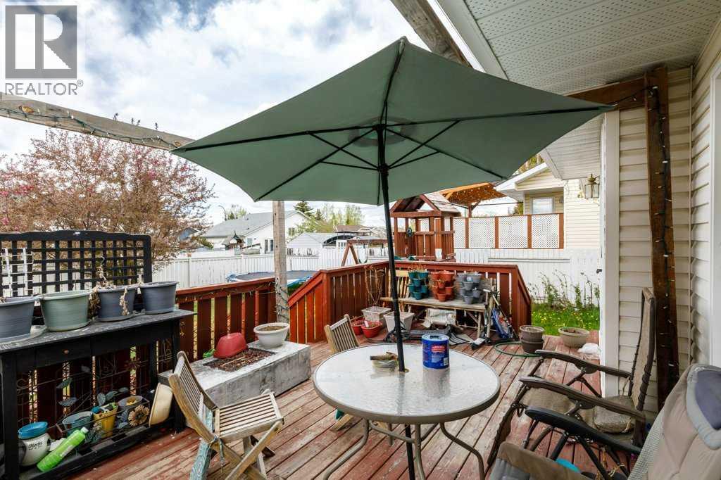 6 Densmore Crescent - 30