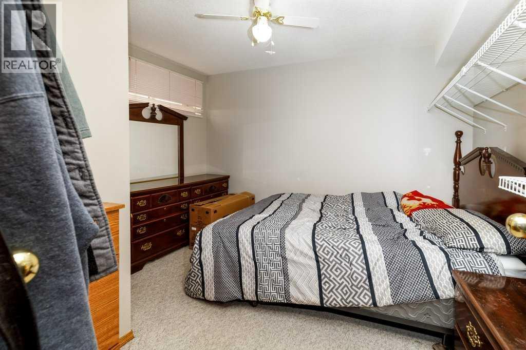 6 Densmore Crescent - 21
