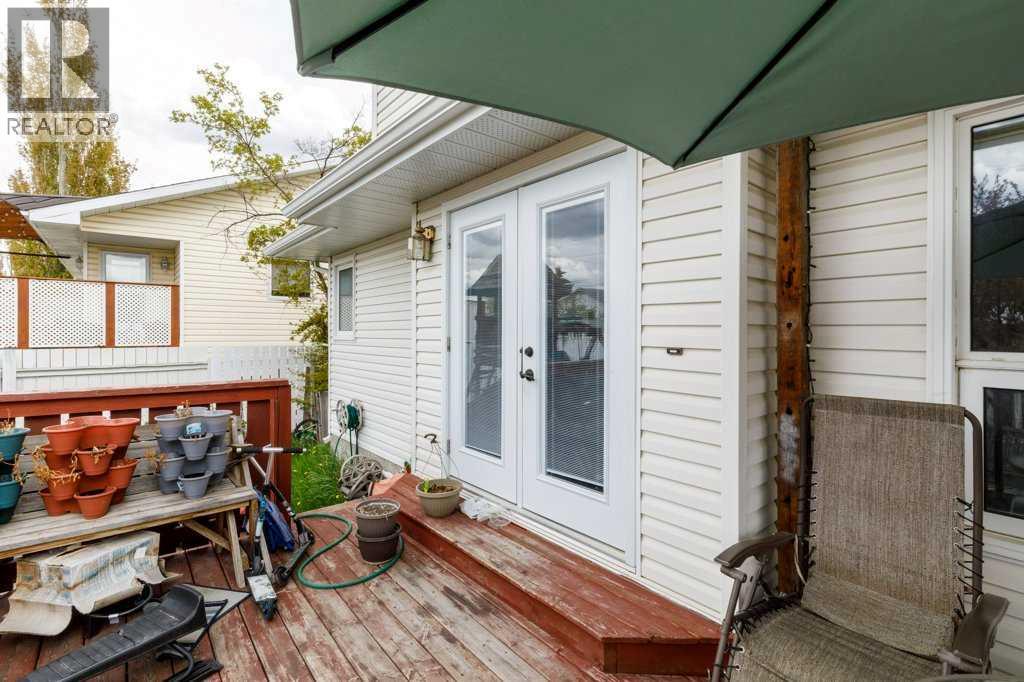 6 Densmore Crescent - 28