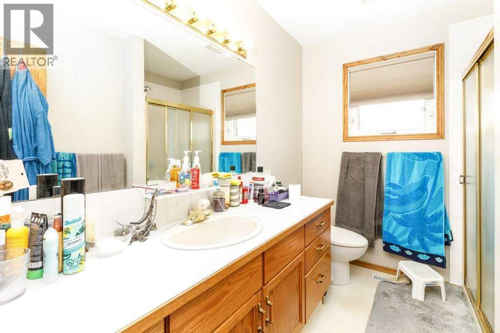 6 Densmore Crescent - 15