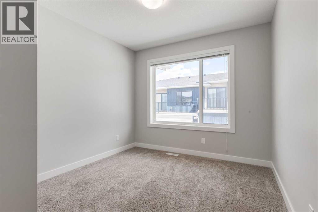 212 Crestbrook Common SW - 23