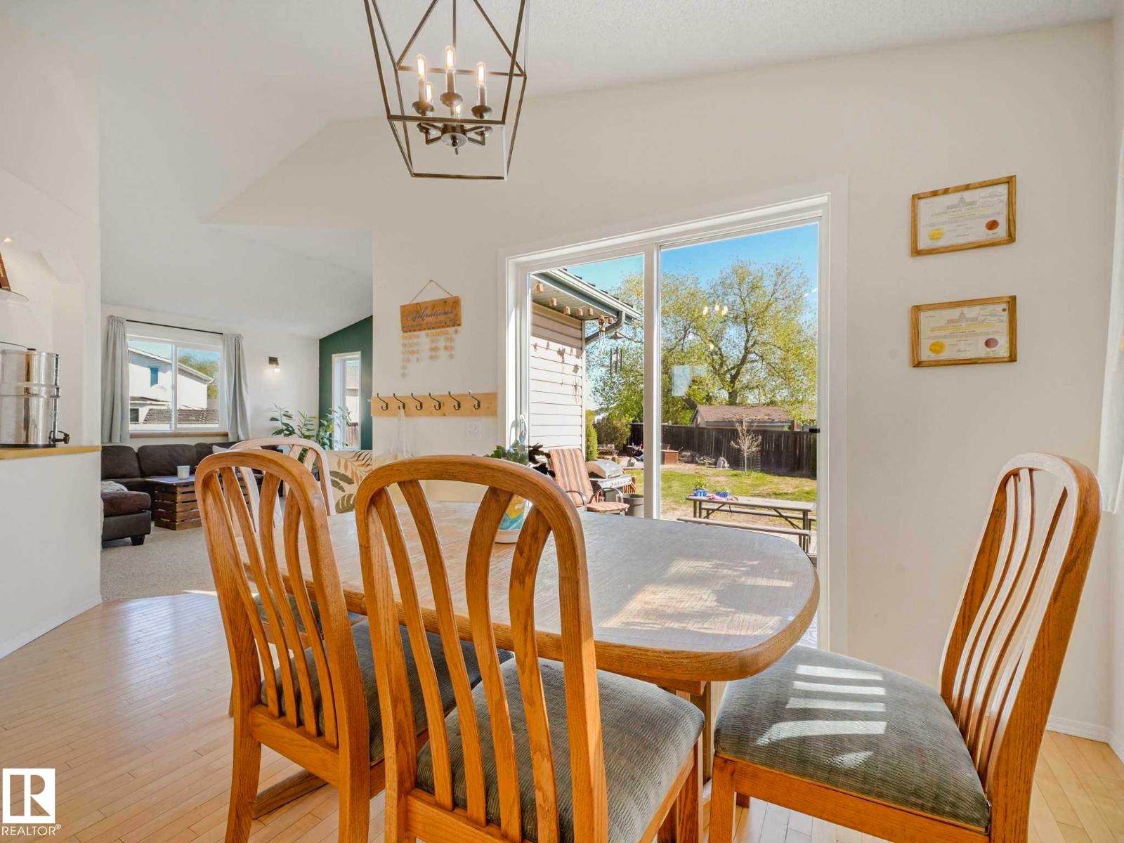 3608 130 AV NW - 10