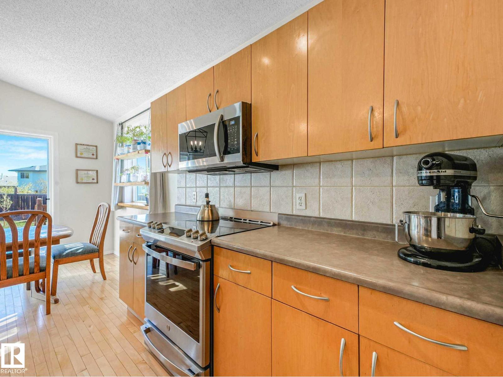 3608 130 AV NW - 7