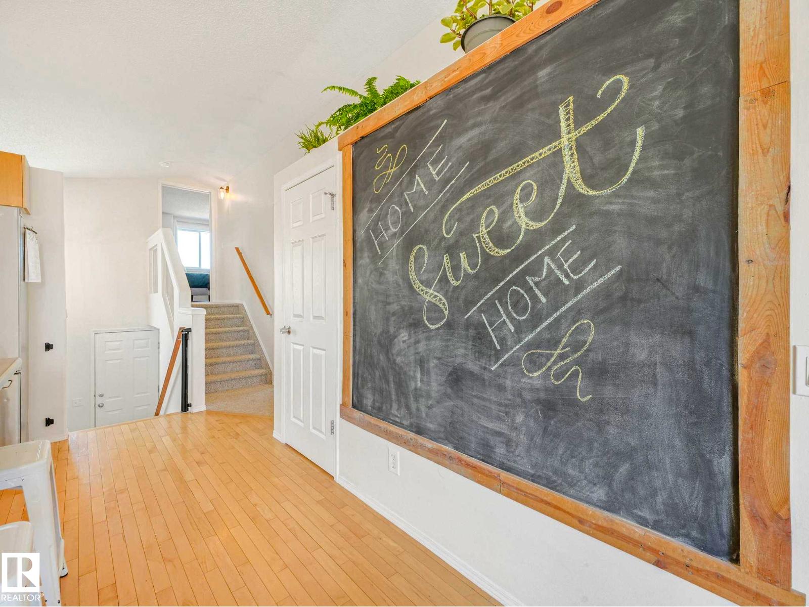 3608 130 AV NW - 9