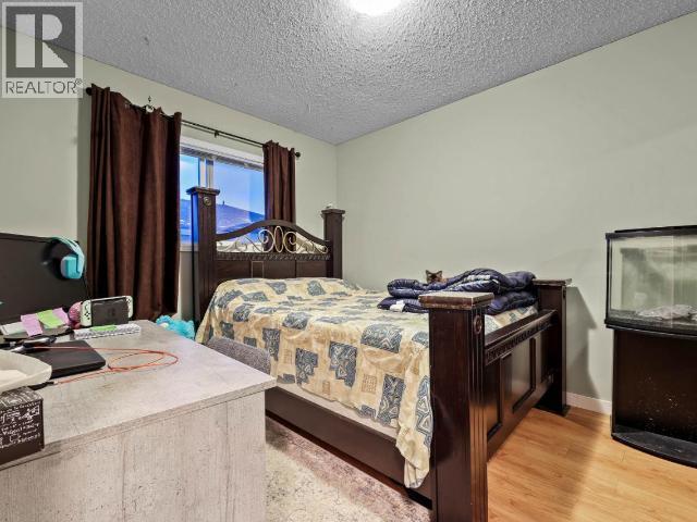 2017 SUNNYCREST Avenue - 17