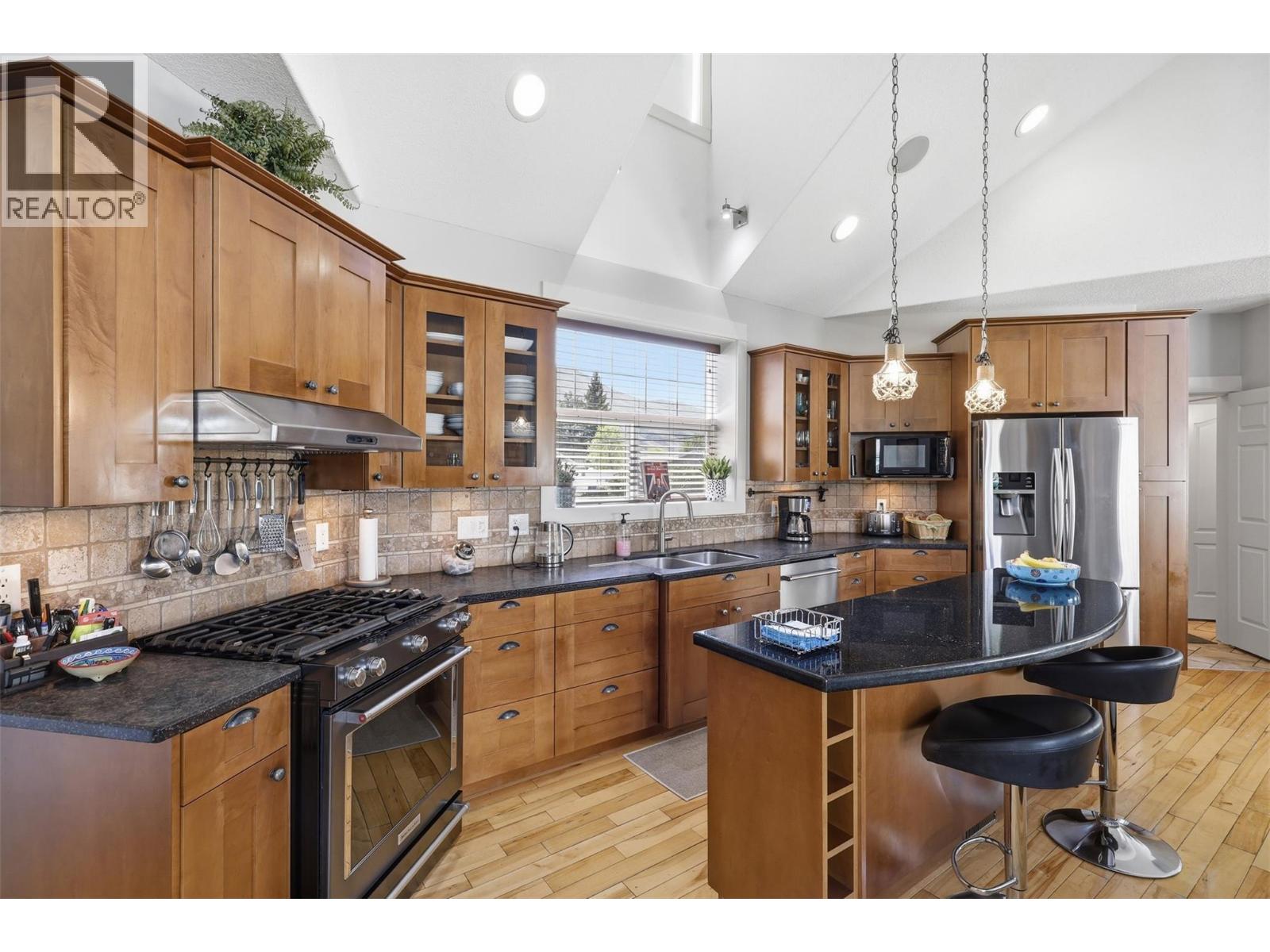 662 HARRINGTON Road - 20