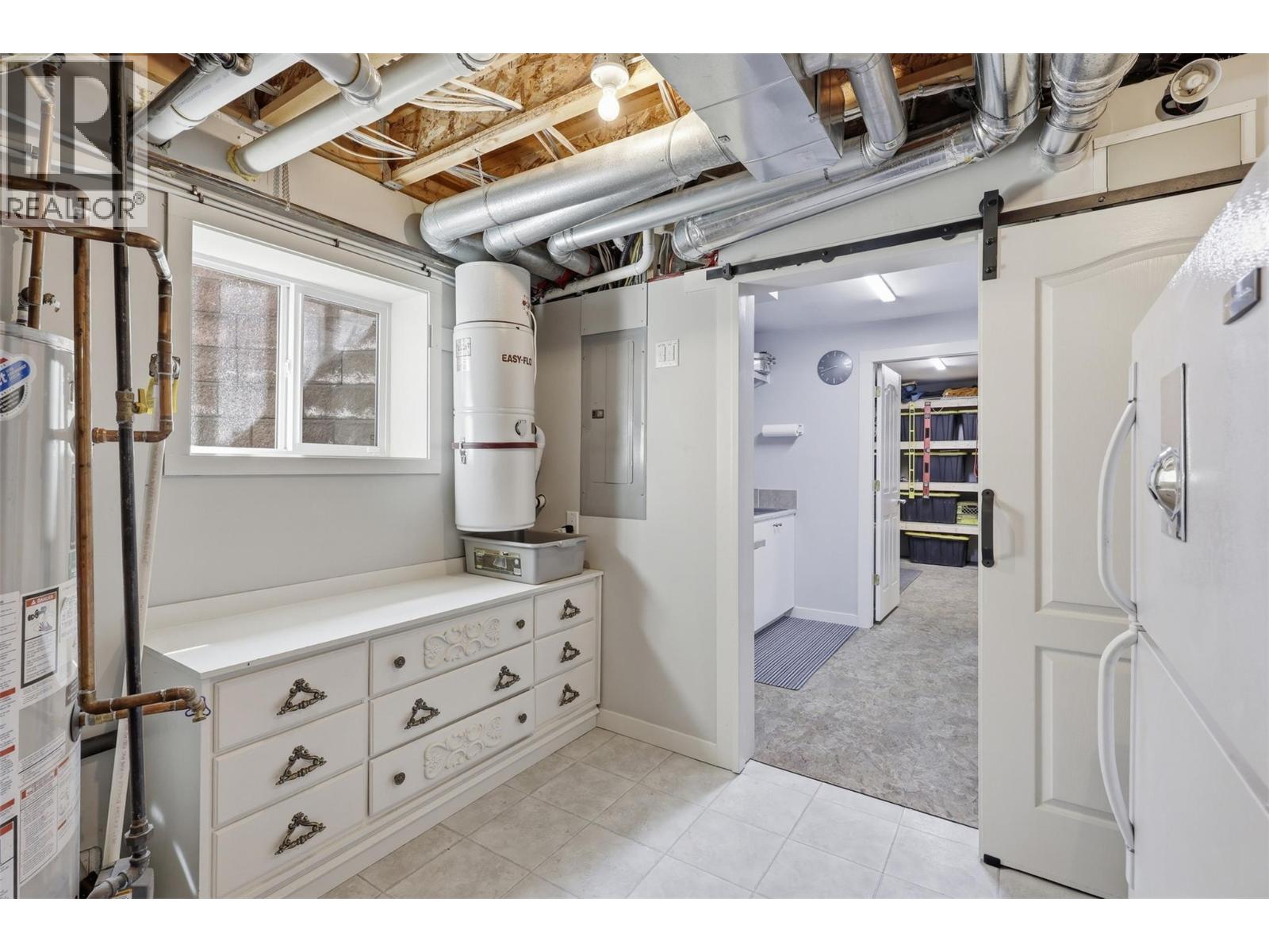 662 HARRINGTON Road - 46
