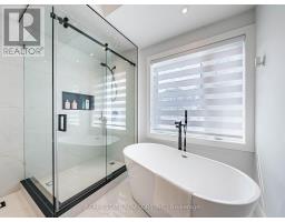 Bedroom 3 - 29 Ranwood Drive, Toronto, ON M9N3G2 Photo 8
