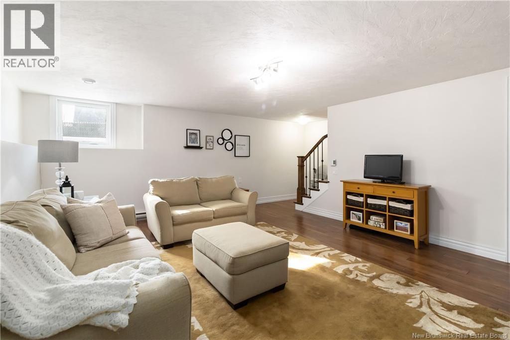 432 Belliveau Street - 21