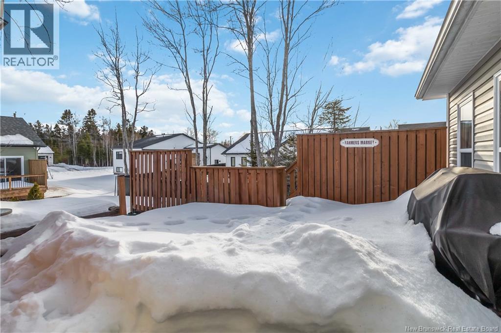 432 Belliveau Street - 32