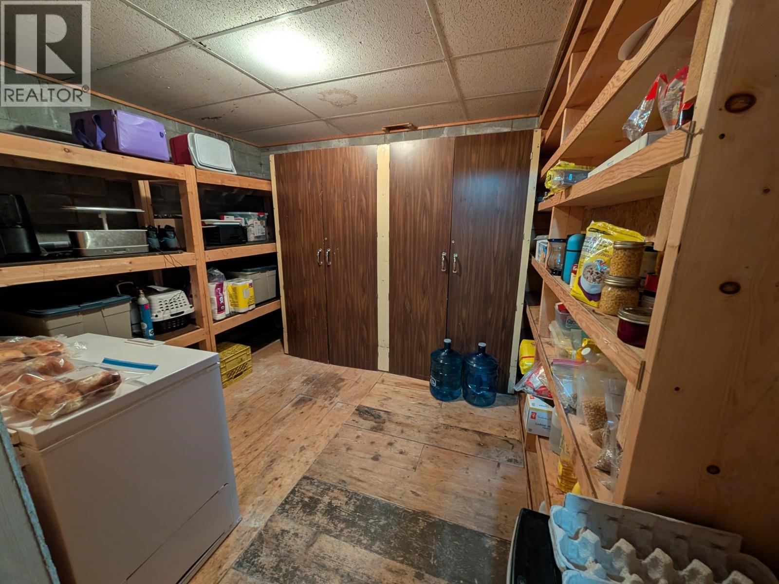 2089 MONCKTON ROAD - 23
