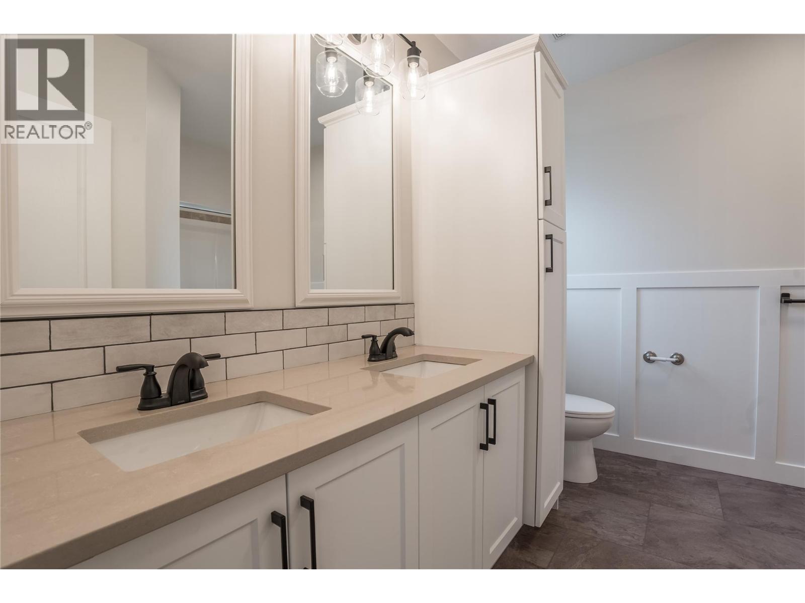 #70 8300 Gallagher Lake Frontage Road - 24