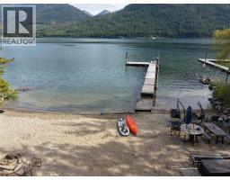 5604 Highway 3a Highway, Nelson, BC V1L6N7 Photo 11