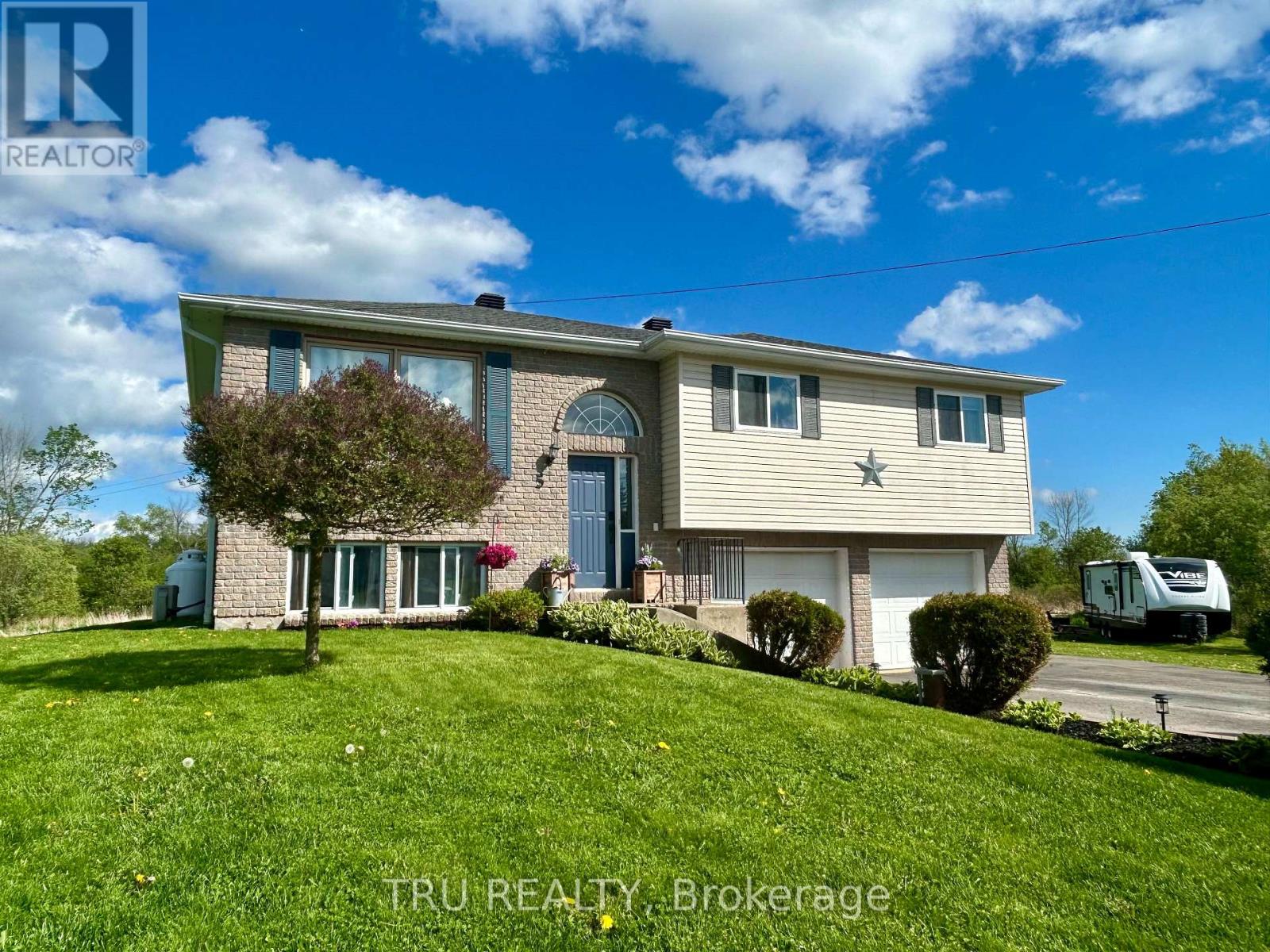 5 BROOKVIEW CRESCENT - Image 2