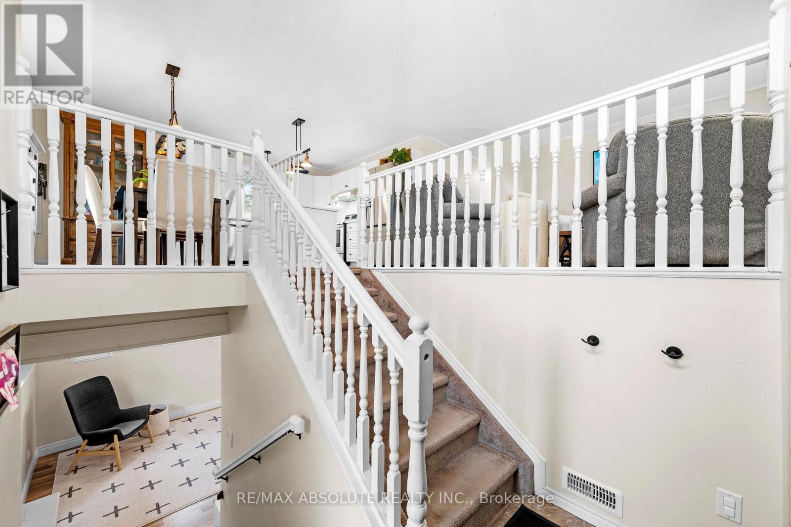 1877 RUSSETT DRIVE - Image 2