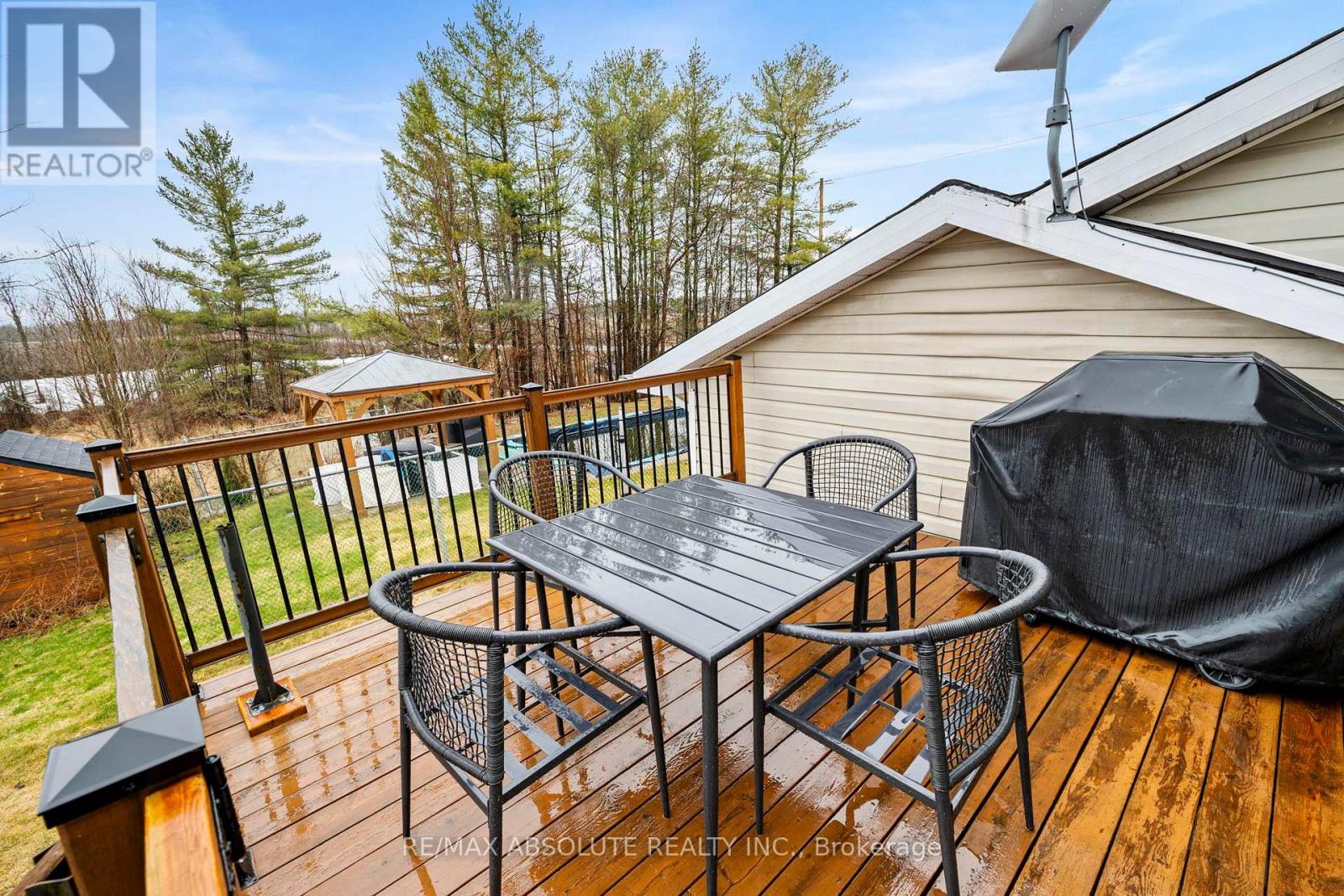 1877 RUSSETT DRIVE - 21