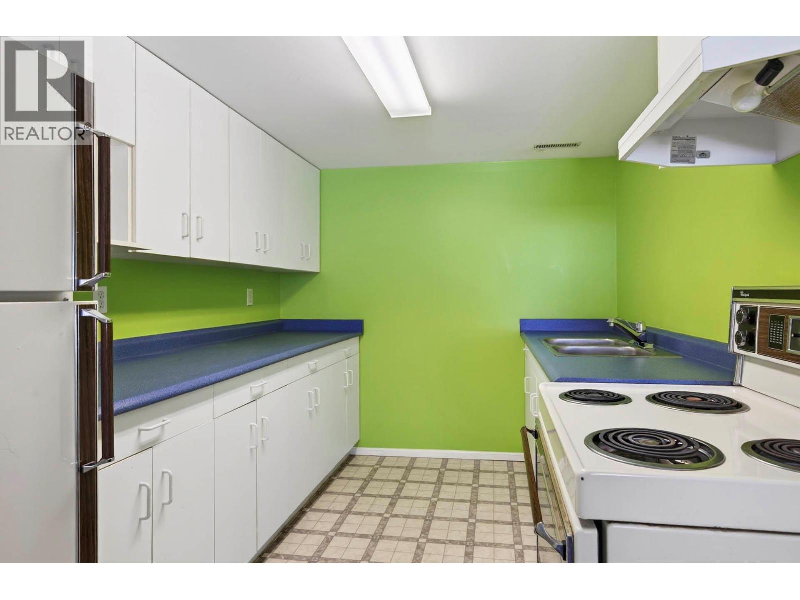 2635 Nechako Drive - 37