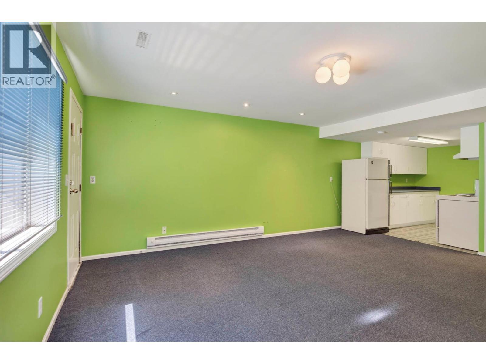 2635 Nechako Drive - 35