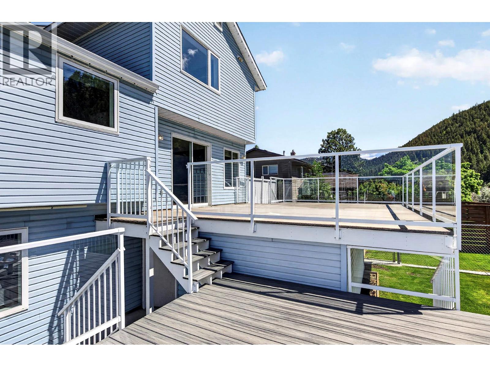2635 Nechako Drive - 55