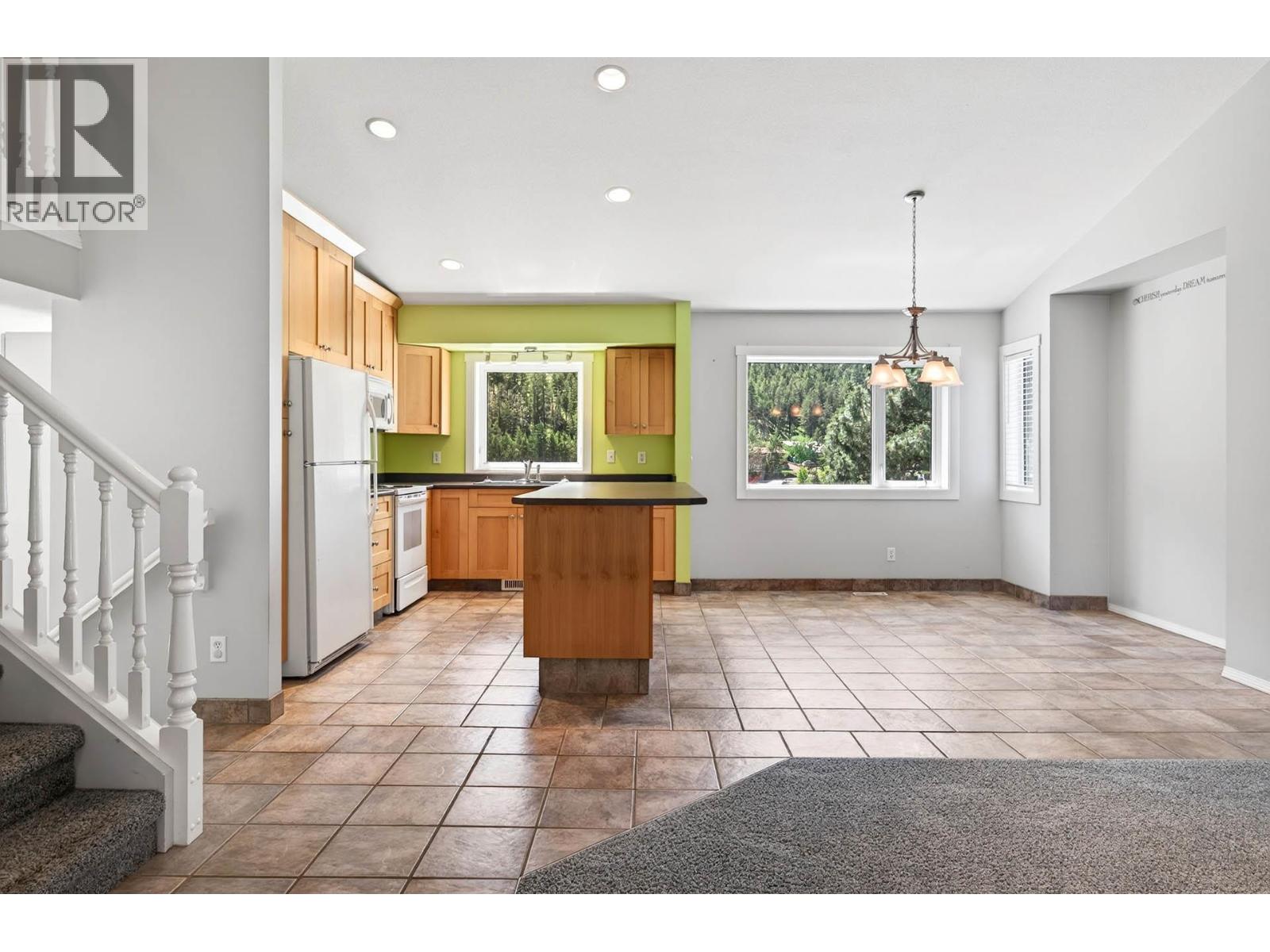 2635 Nechako Drive - 7