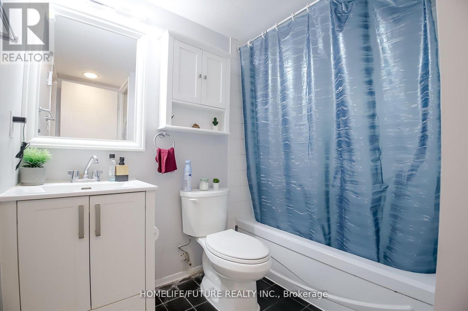 #816 2550 LAWRENCE AVENUE E - 22