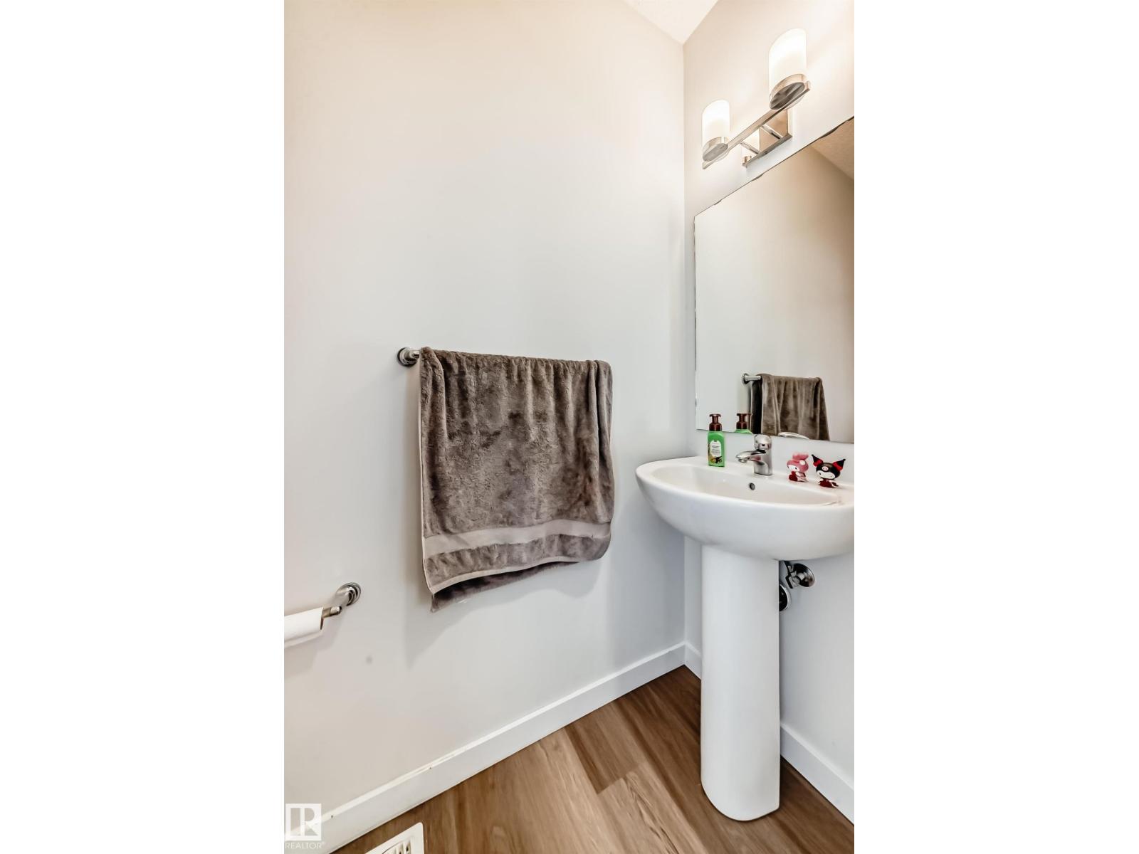 5165 Edgemont BV NW - 9