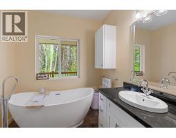 9490 Edna Road, Prince George, BC V2K5L9 Photo 15