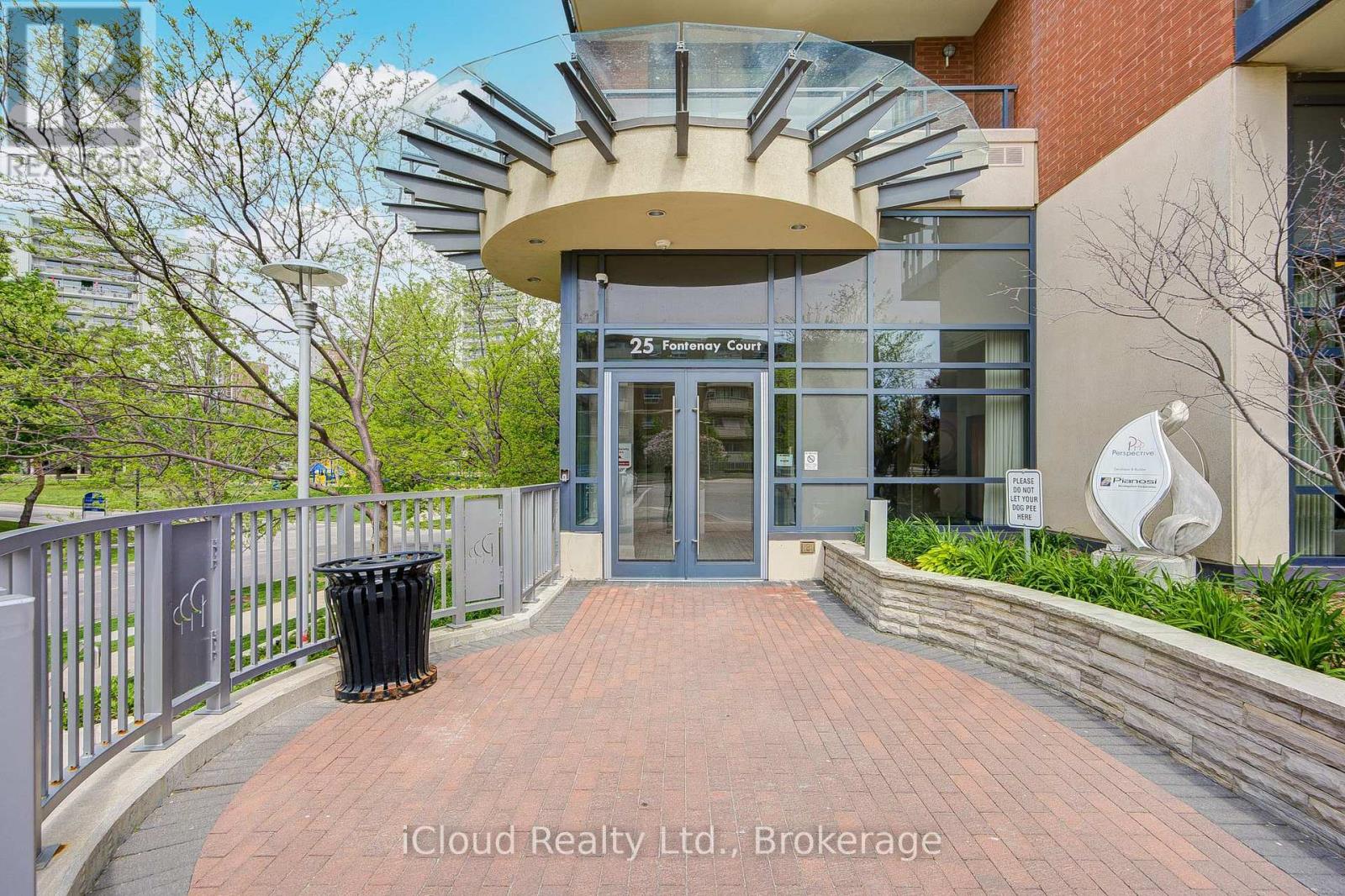 25 FONTENAY COURT - 4
