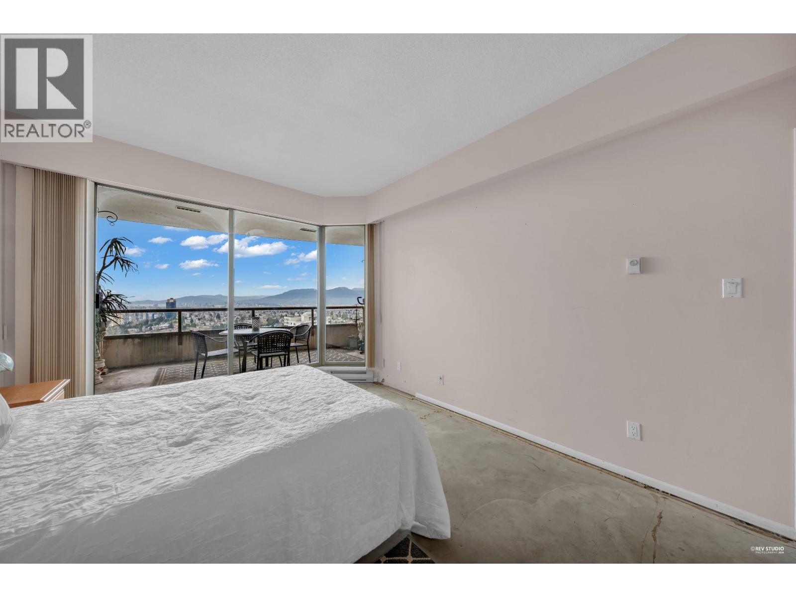 2301 5885 OLIVE AVENUE, Burnaby