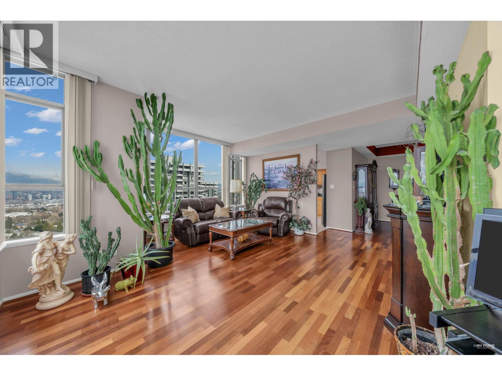 2301 5885 OLIVE AVENUE, Burnaby