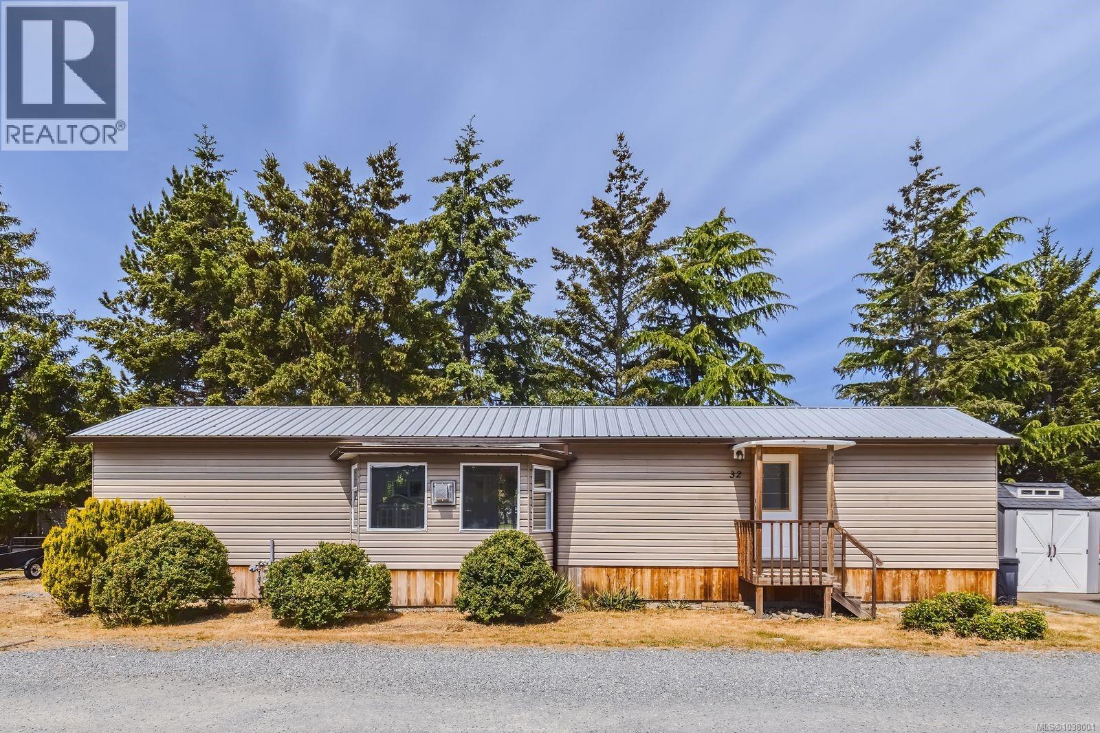 32 150 Corfield St N, Parksville