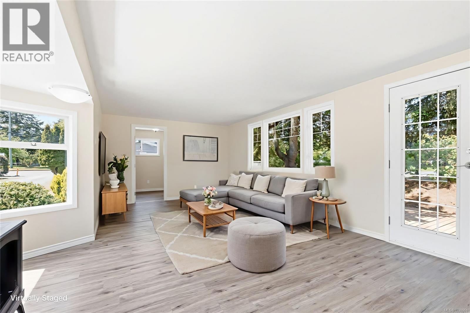 32 150 Corfield St N, Parksville