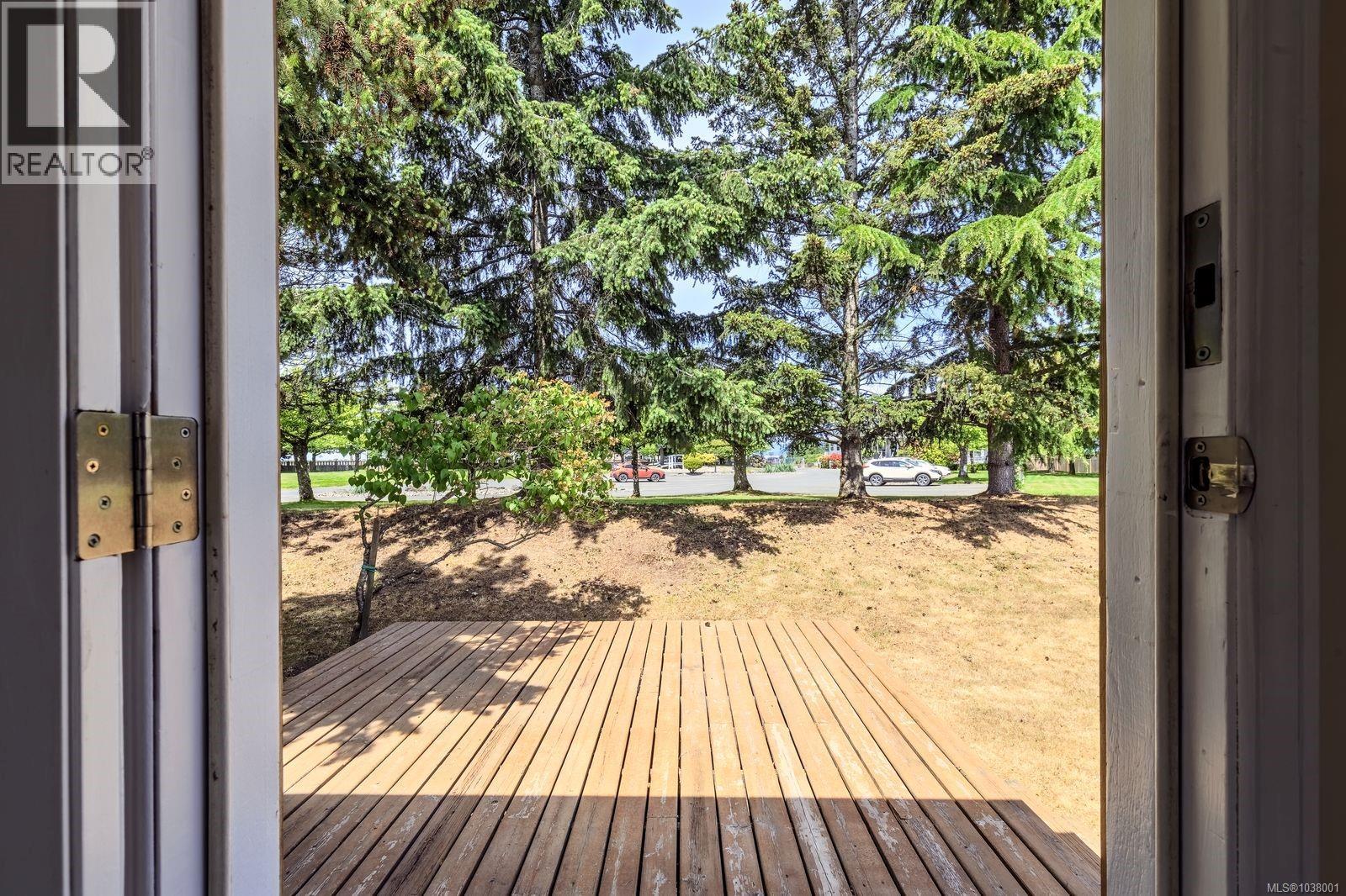 32 150 Corfield St N, Parksville