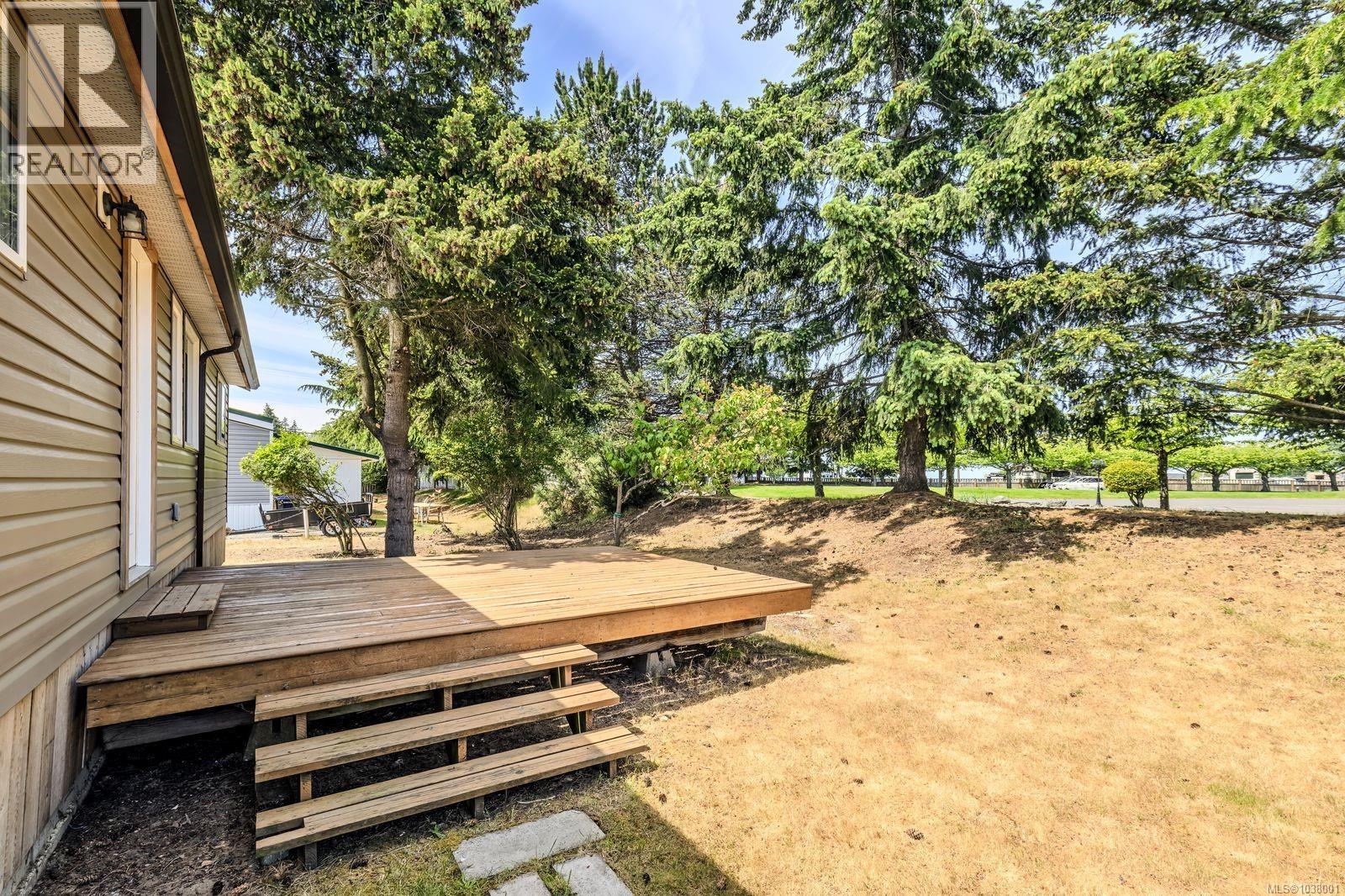 32 150 Corfield St N, Parksville
