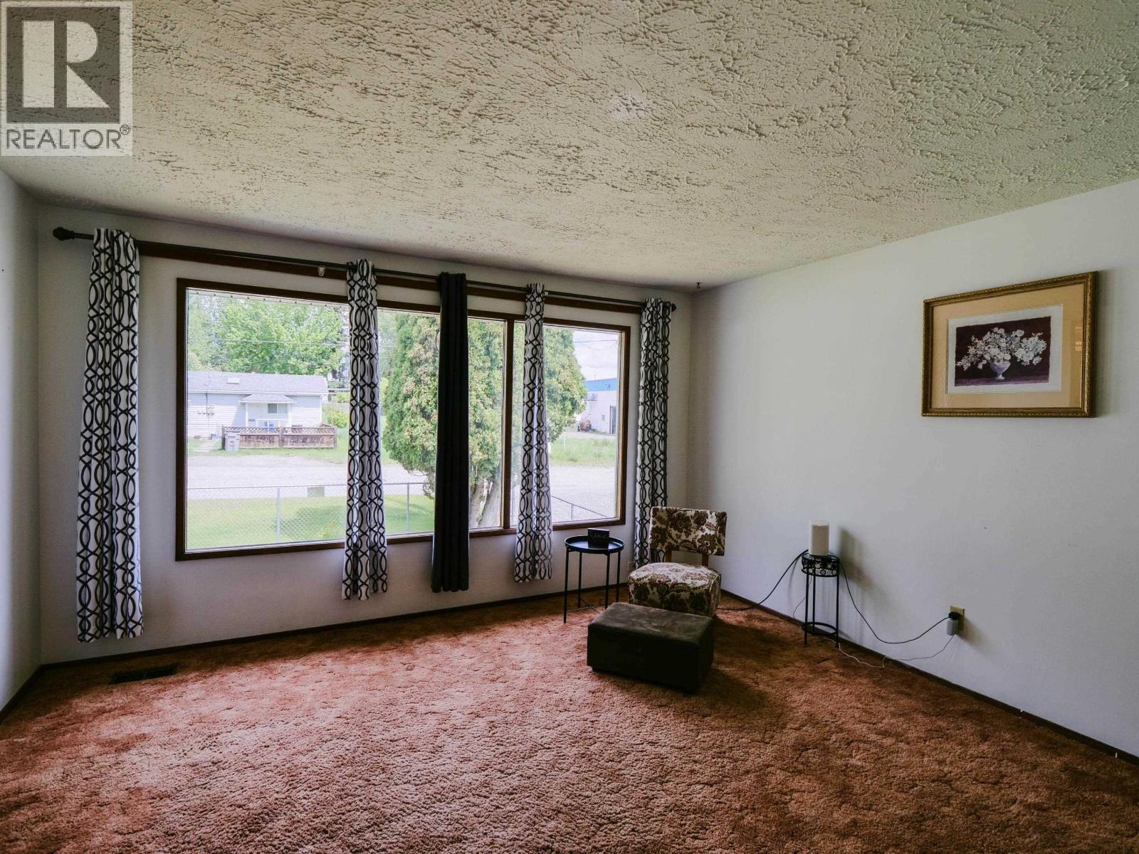 764 AVERY AVENUE - 7