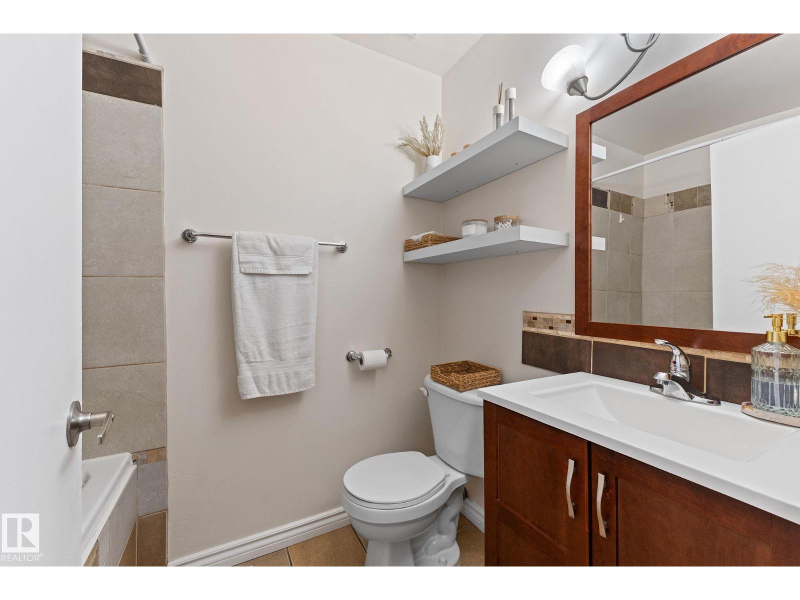 4621 126 AV NW - 9