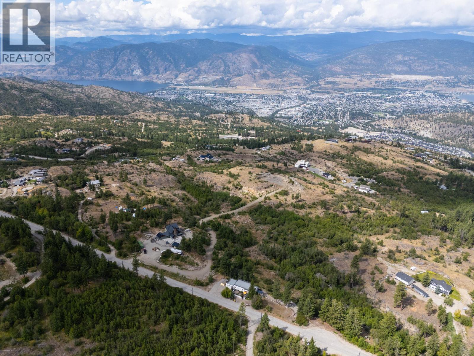 2286 CARMI Road, Penticton